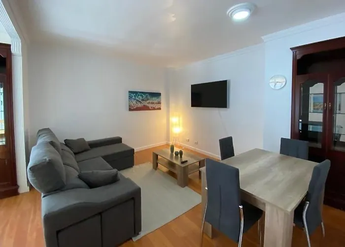 & Sun - 2 Bedrooms 50m *